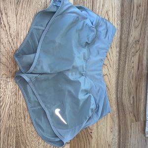grey nike shorts